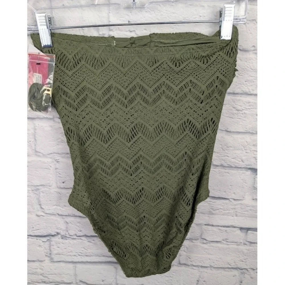 Vince Camuto Women's Green Crochet Bandeau One-Piece Swimsuit Size 6
